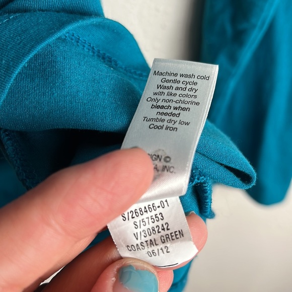 Athleta long sleeved top size L - Picture 5 of 7